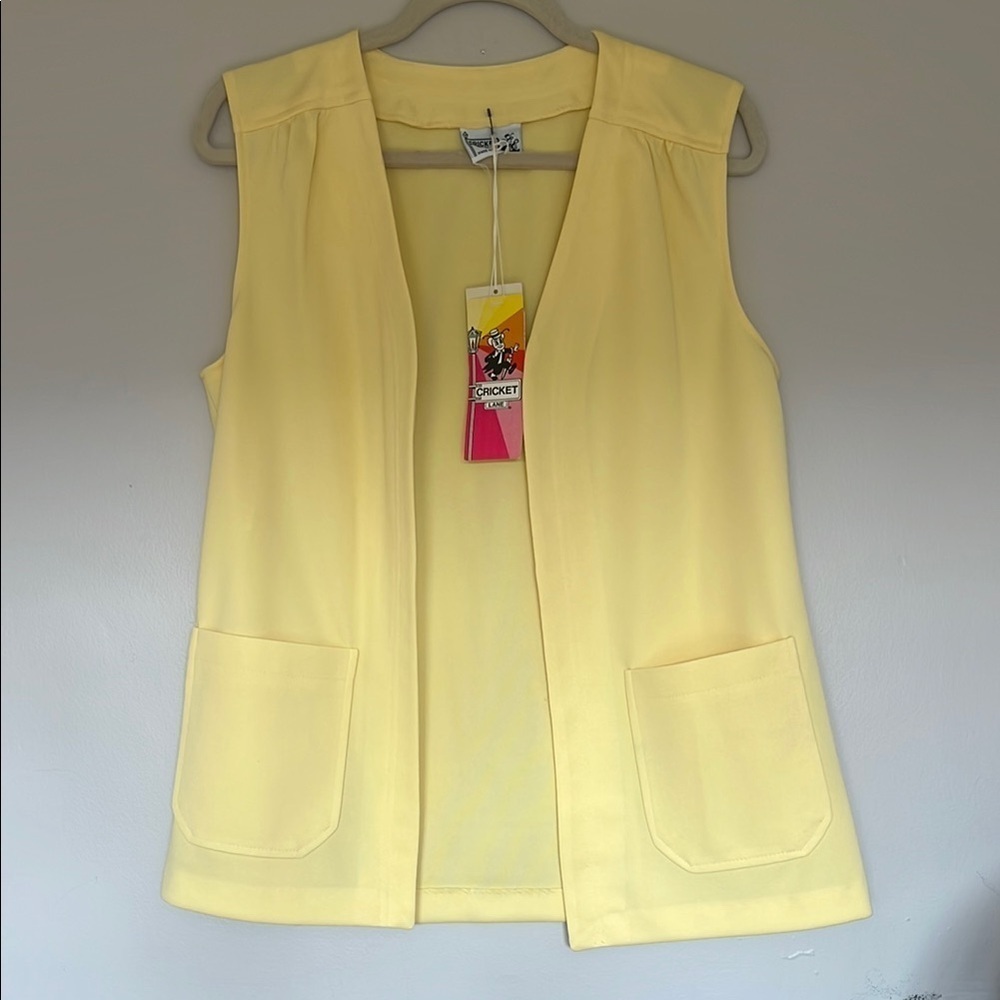 Vintage deadstock butter Yellow Vest Cricket Lane 70s 80s Cottagecore Retro mod